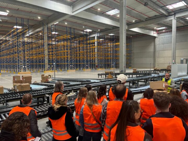 Puma inaugure son nouvel entrepôt