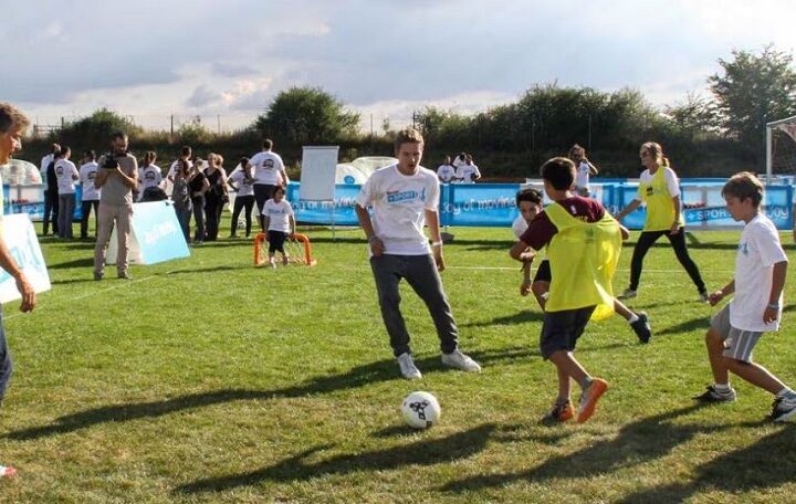 Les jeunes Français de plus en plus sportifs