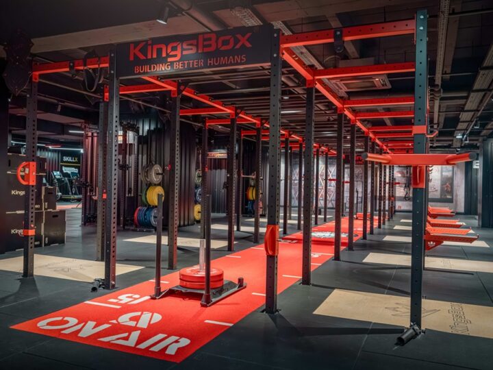 On Air Fitness change d’échelle