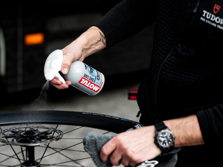 Motul s’engage avec Tudor Pro Cycling