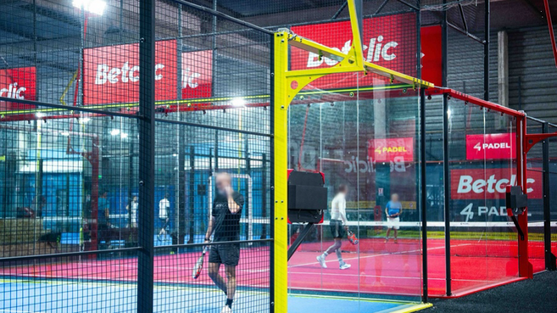 Betclic renouvèle son partenariat avec Le Five et l’étend à 4Padel