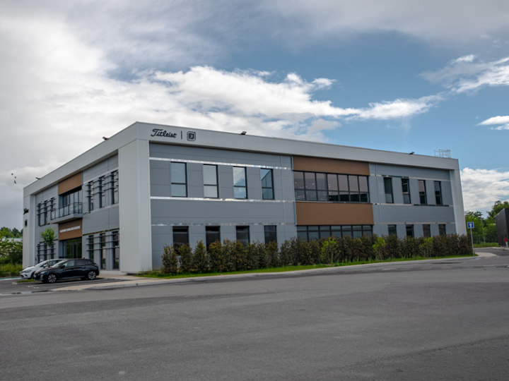 Acushnet Golf inaugure son nouveau siège européen