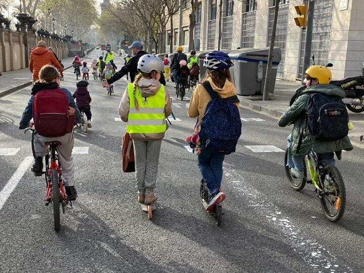 Shimano s’associe à BYCS et lance le Bike Bus Accelerator