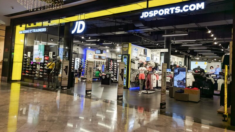 JD Sports revoit à la baisse ses prévisions