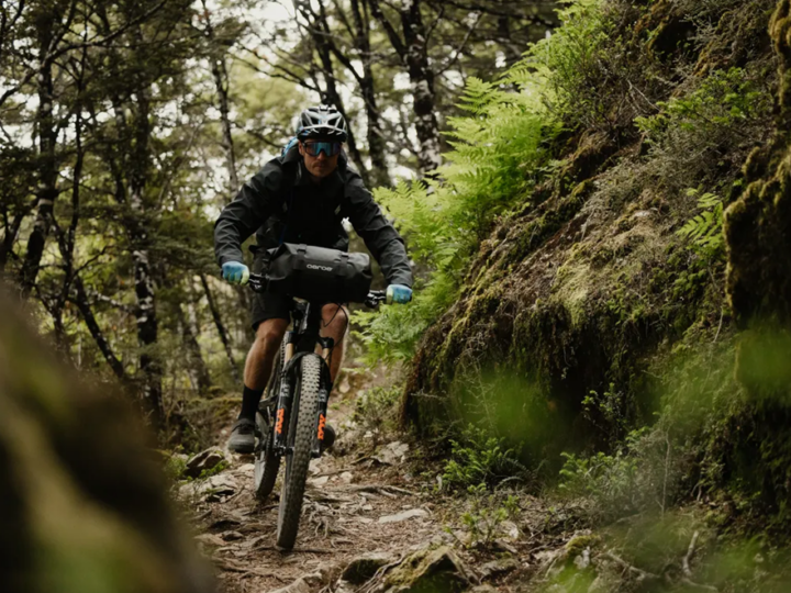 Thule élargit son offre bikepacking avec l’acquisition d’Aeroe